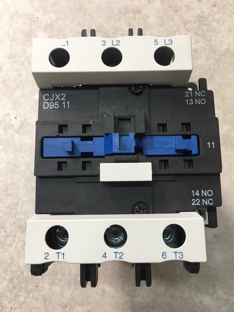 Khởi động từ  CJX2 D9511