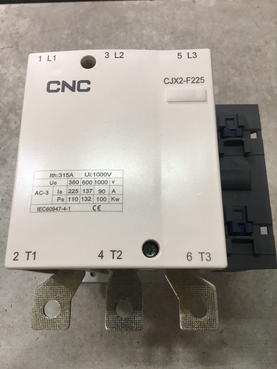 Khởi động từ CNC