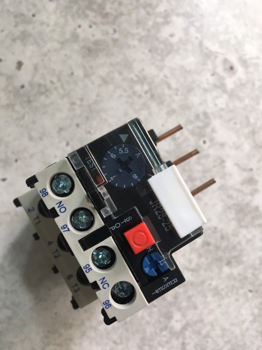 2.4 Rơ Le Nhiệt JR28