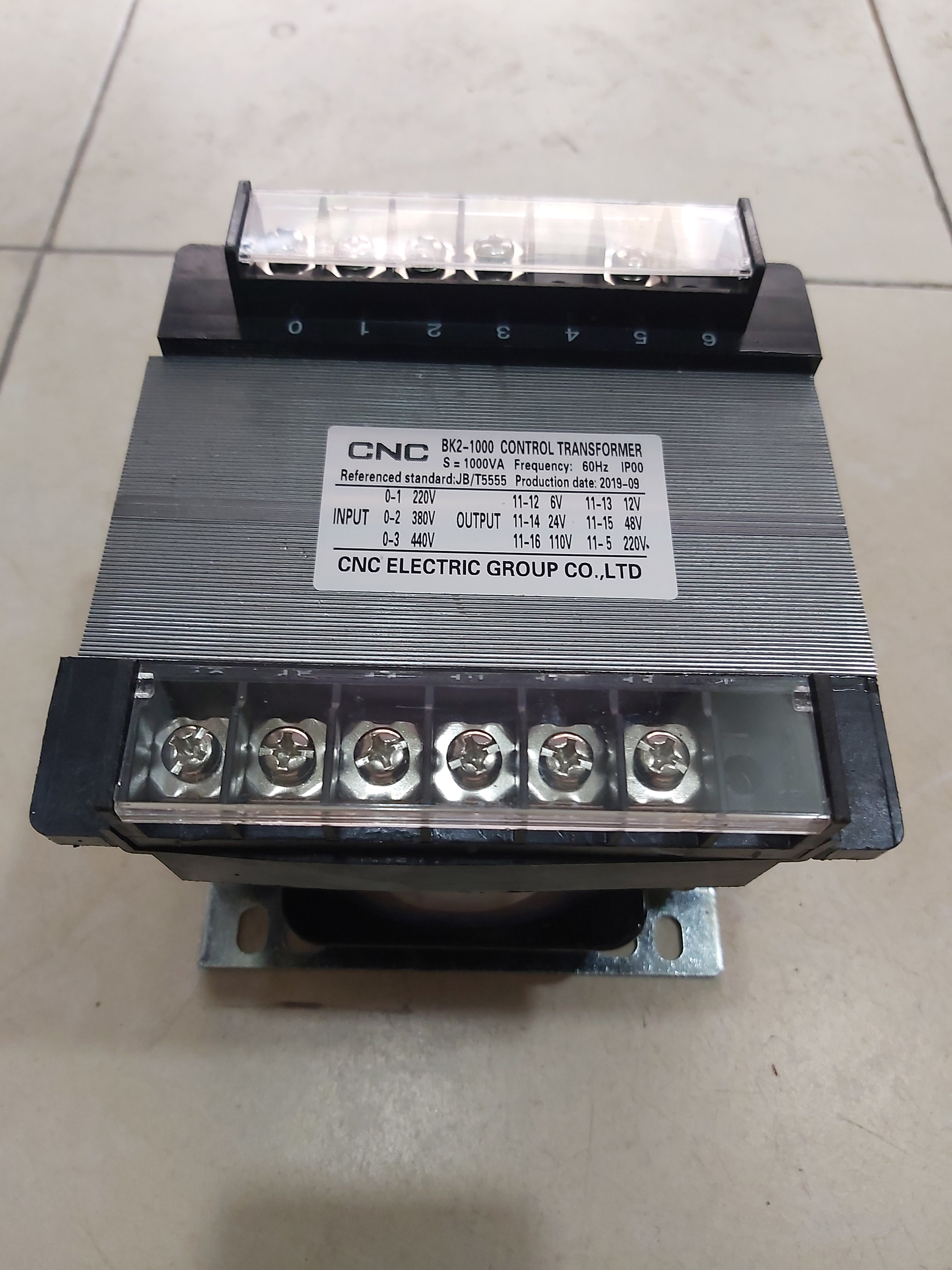 Biến áp 1000VA H2