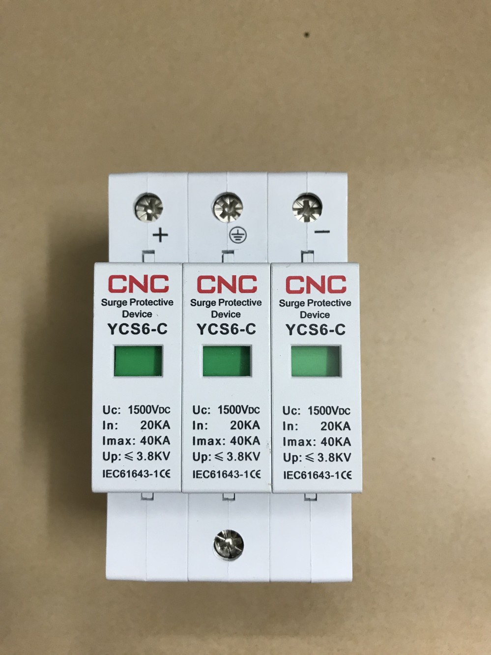 Át cắt sét DC 3P-40KA 1500V