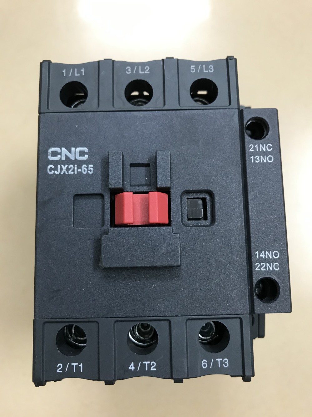 Khởi động từ 65A