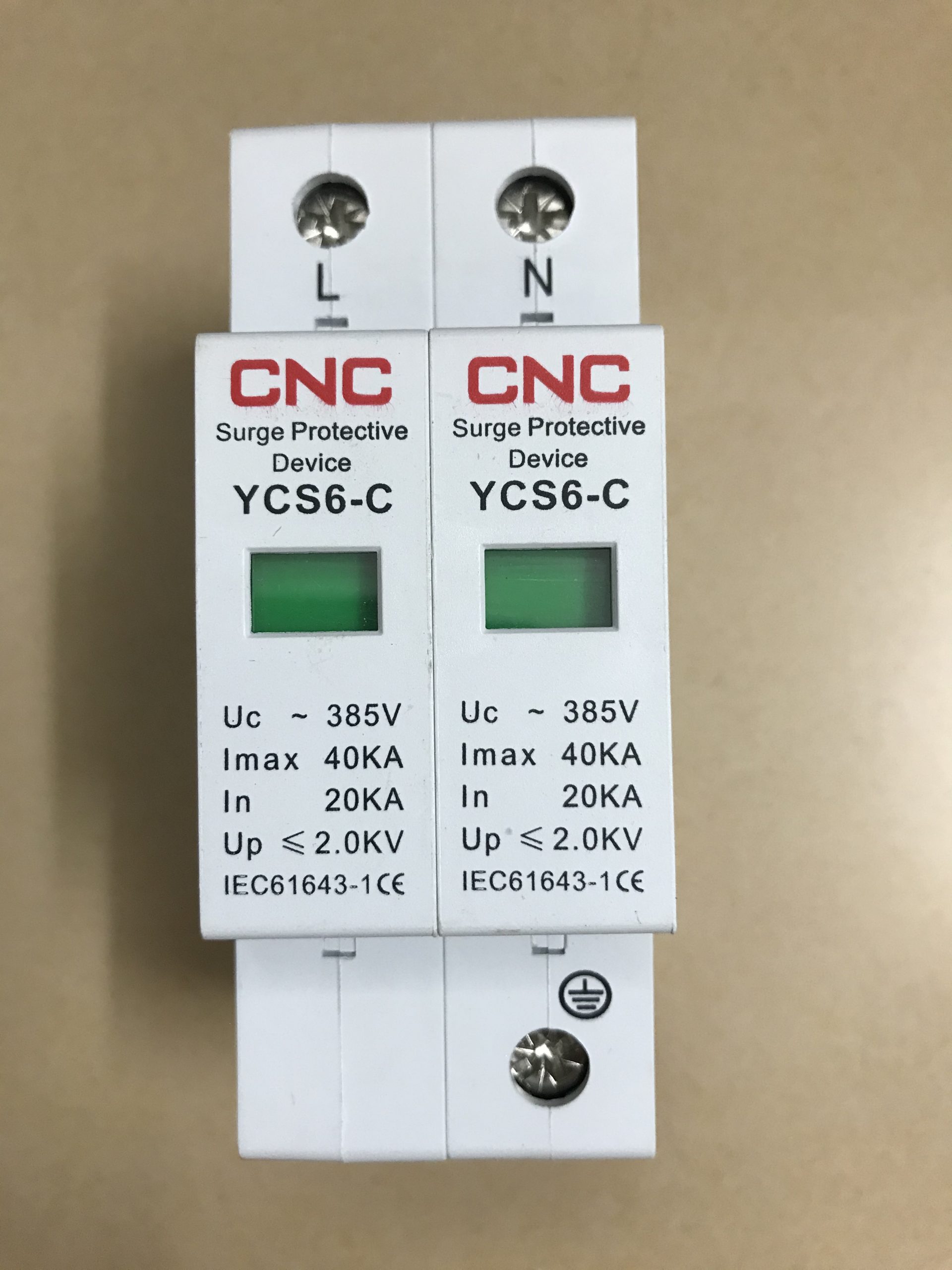 Át cắt sét AC 2P-40KA