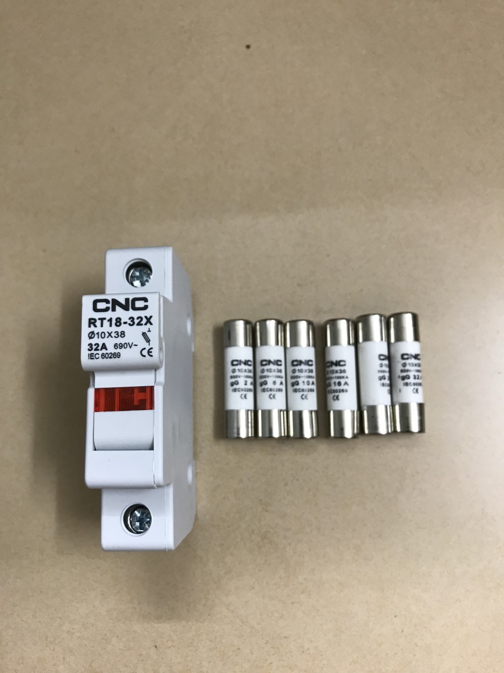 Cầu chì bảo vệ